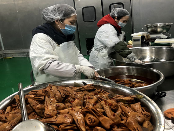 ���a����